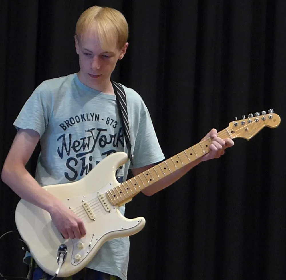 sommergitarre3.jpg