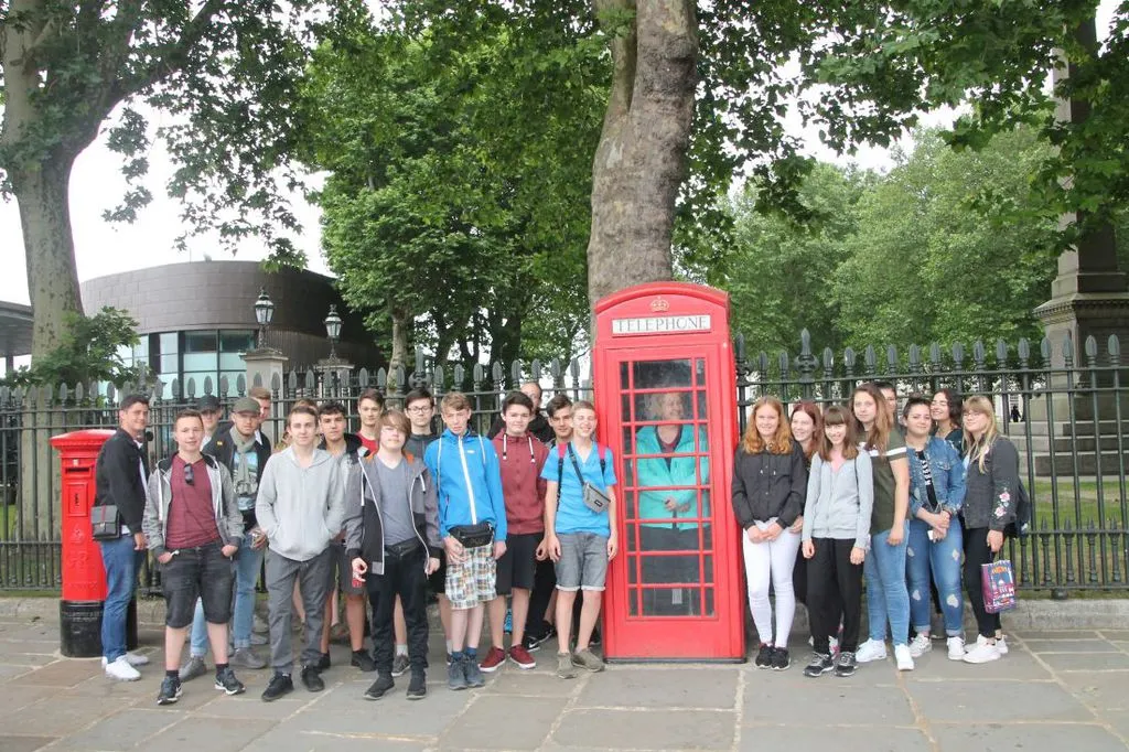 henrylondon.jpg
