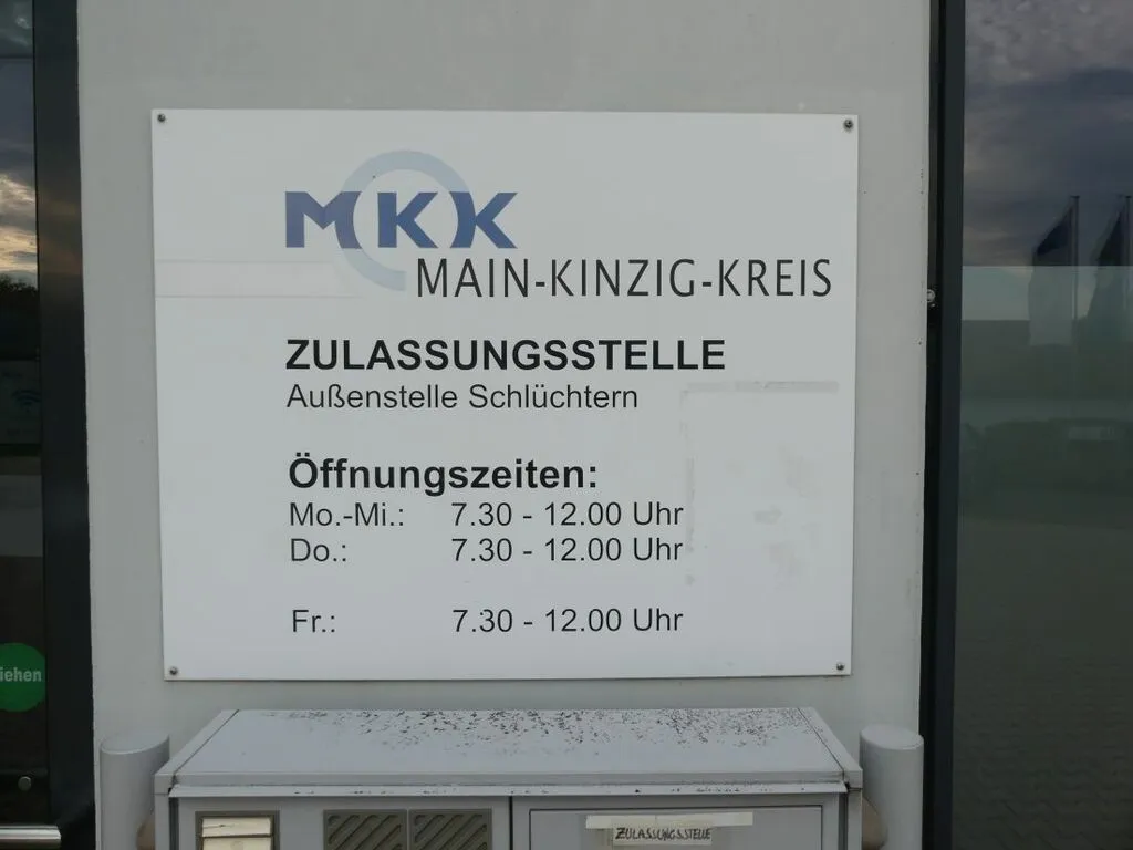 zulassungschluechbbb.jpg