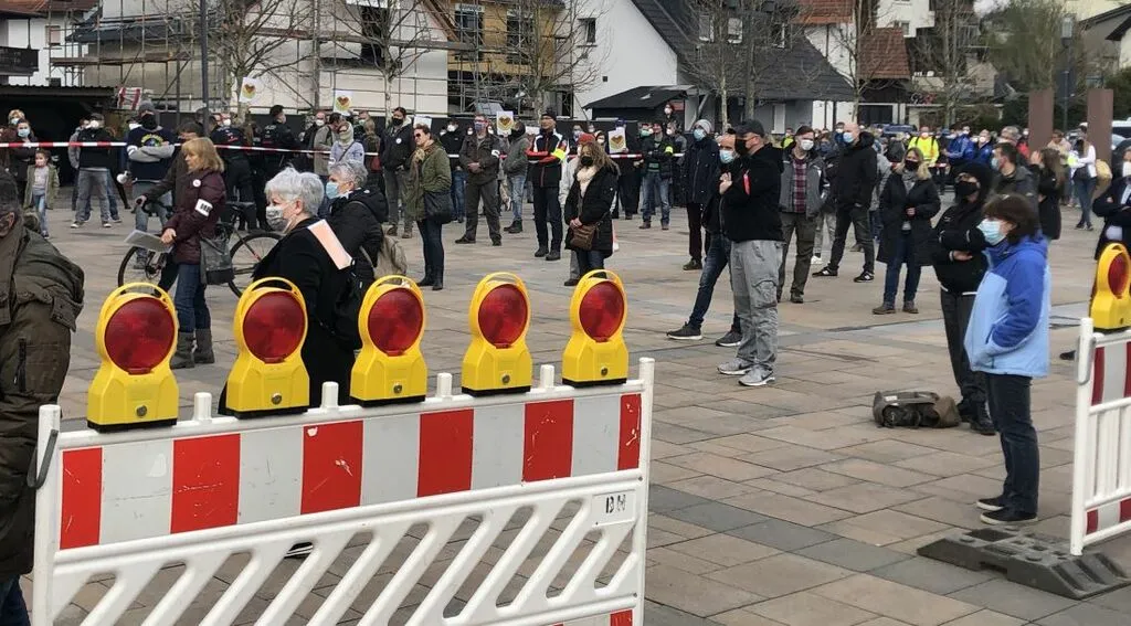 querdemofreige2.jpg