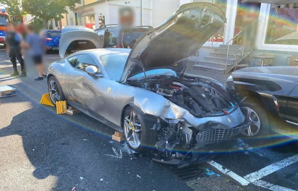 ferrariunfallroden5.jpg