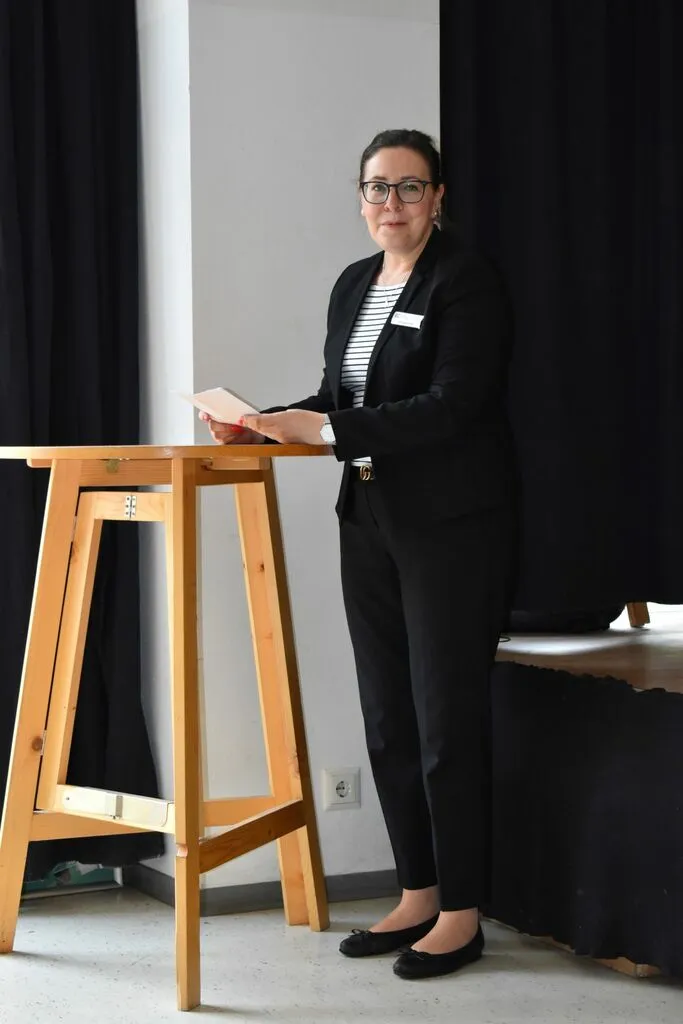 hauptschuldreizehn1.jpg