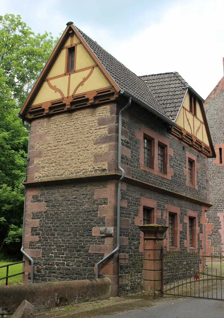 schlossramho26.jpg