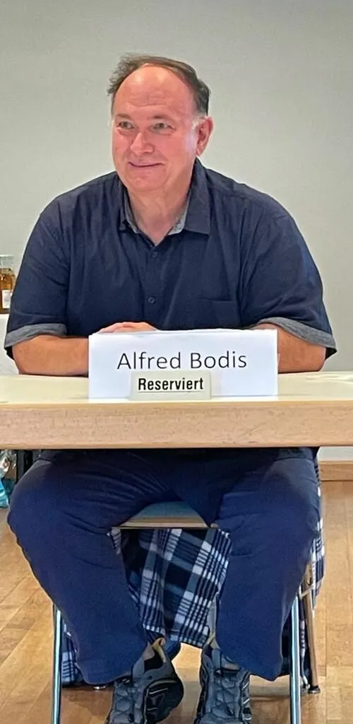 alfredbodis_az.jpg