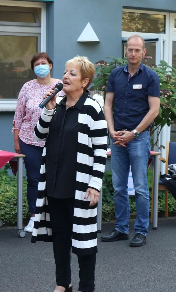 wshsommerhu_az.jpg