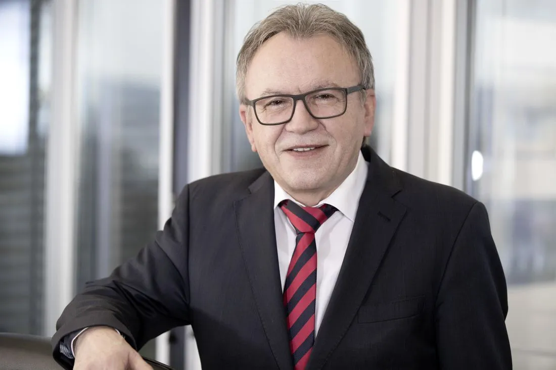 abschiederichpipa az5