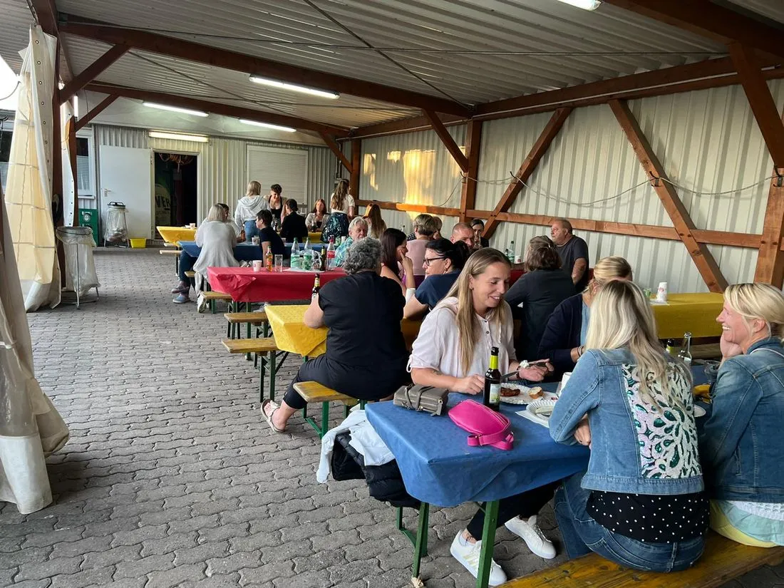 helferschnookeab az1