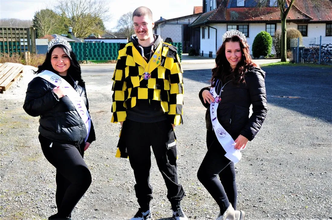 faschingindertuete az2