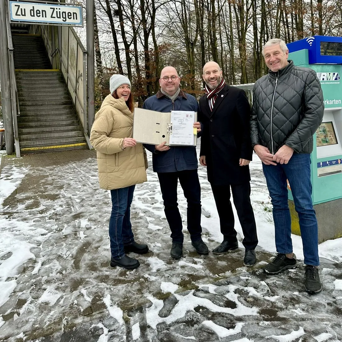 bahnhofsumfeldostheimzwei az