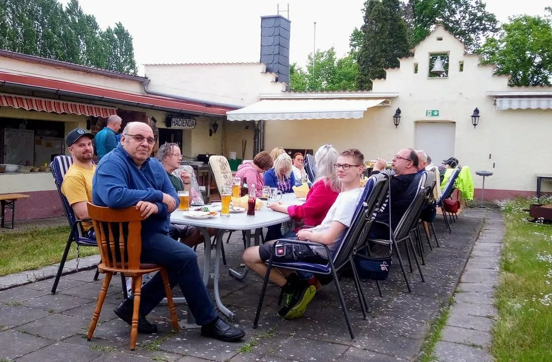 grossauheimmannschaftsfeier az1