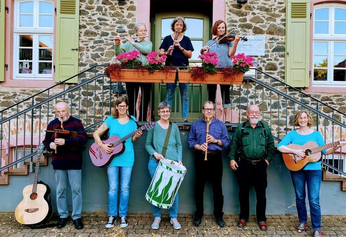 folkschoenecka az
