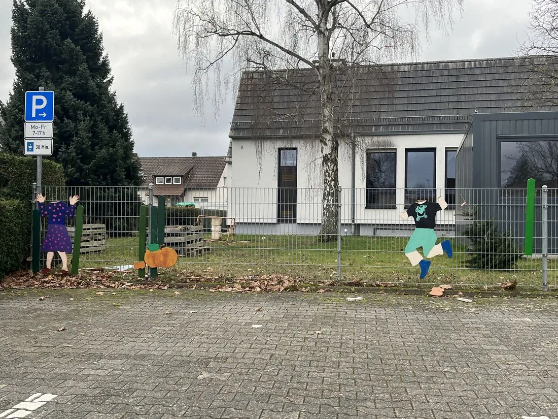 kitasachbeschnhlau az