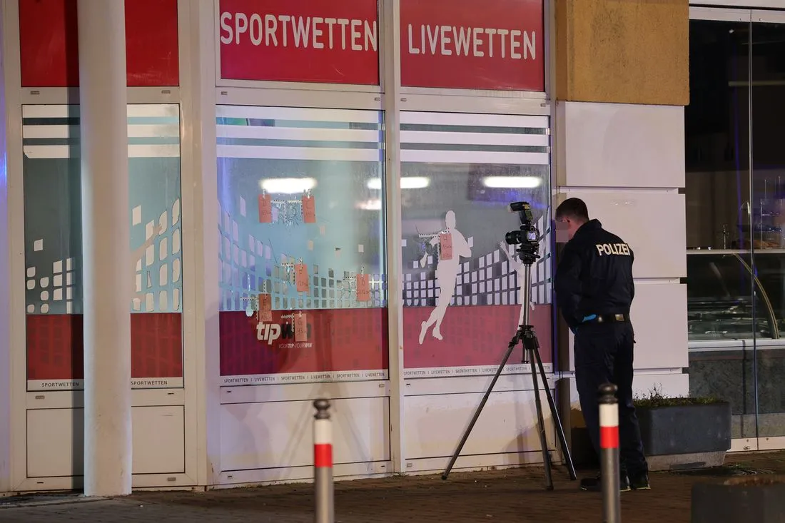 schuessewettbumain az