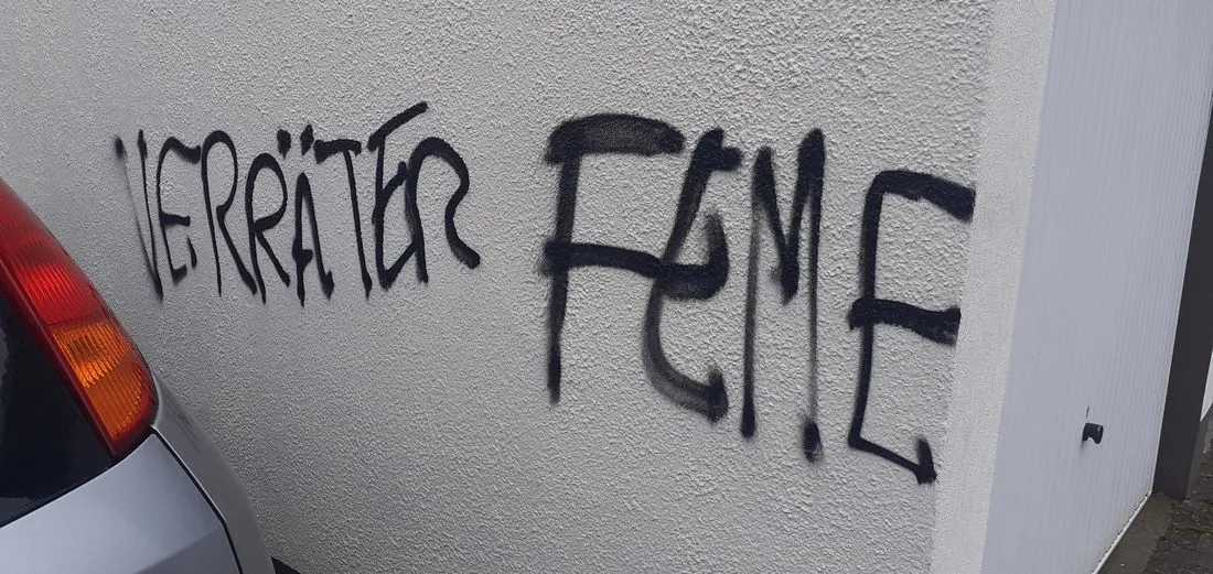 hausgarafemst az