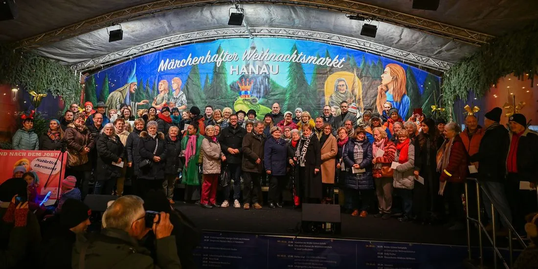 Hanau: Ehrenamts-Card für über 200 engagierte Bürger
