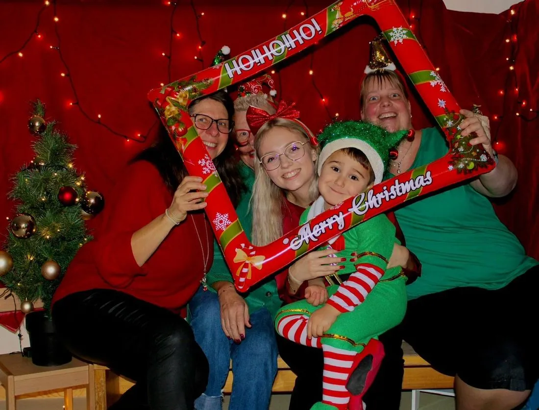 Stimmungsvolle Weihnachtsfeiern in der KiTa Nelly Sachs