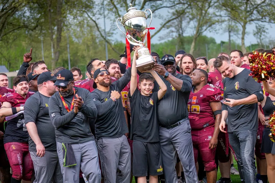 hessenpokalhornets az10