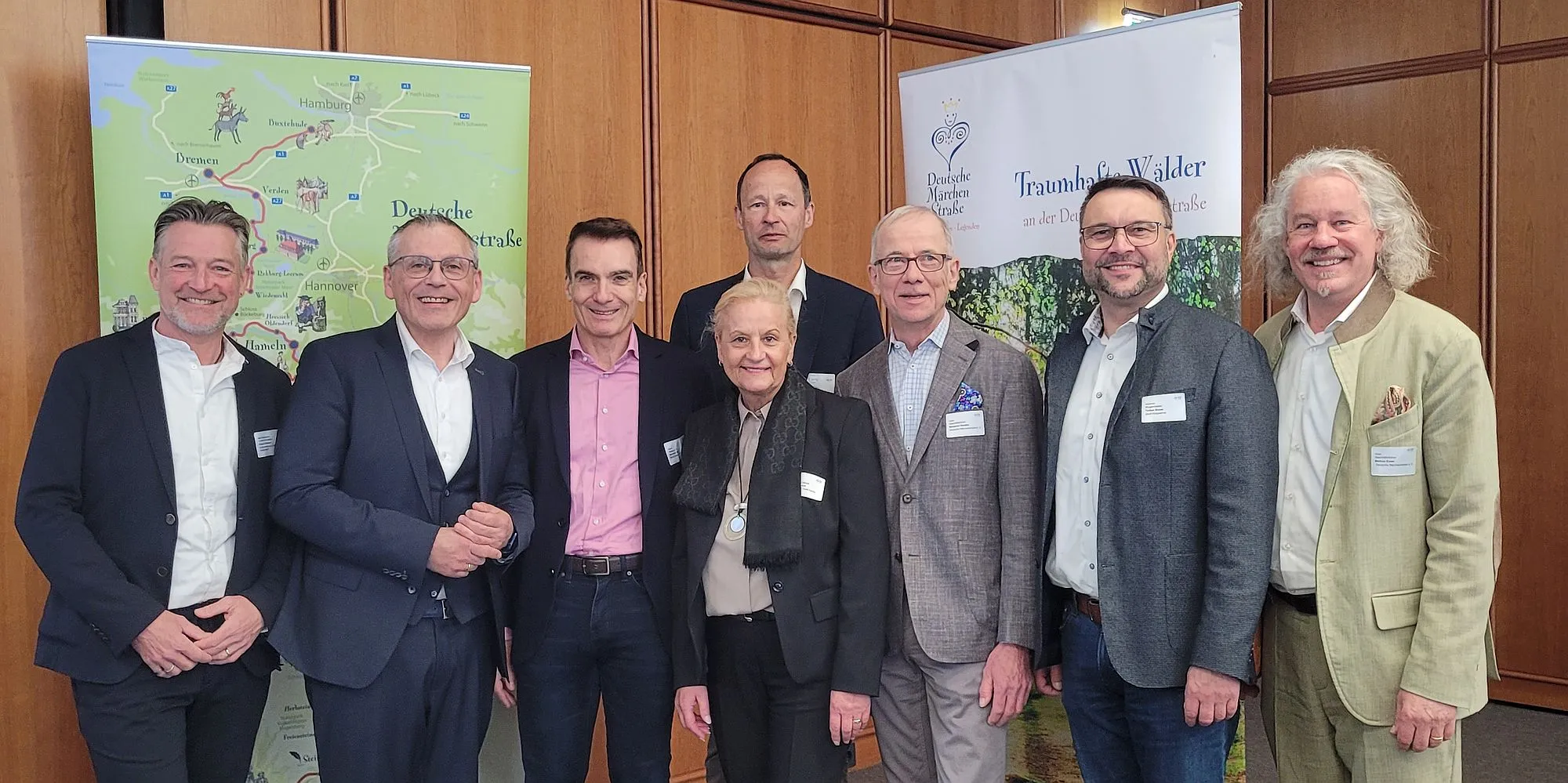 Start in Hanau: Brüder-Grimm-Stadt im Verein Deutsche Märchenstraße