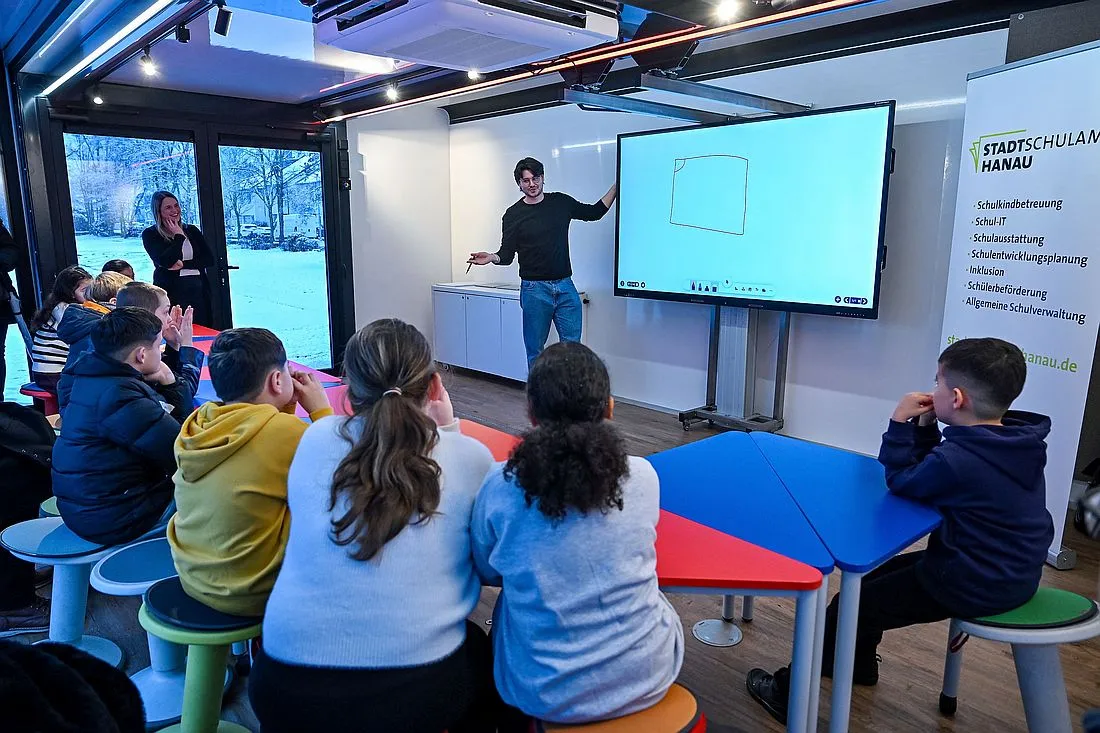 Wenn die Schildkröte im Quadrat läuft: Kinder stärken digitale Kompetenz