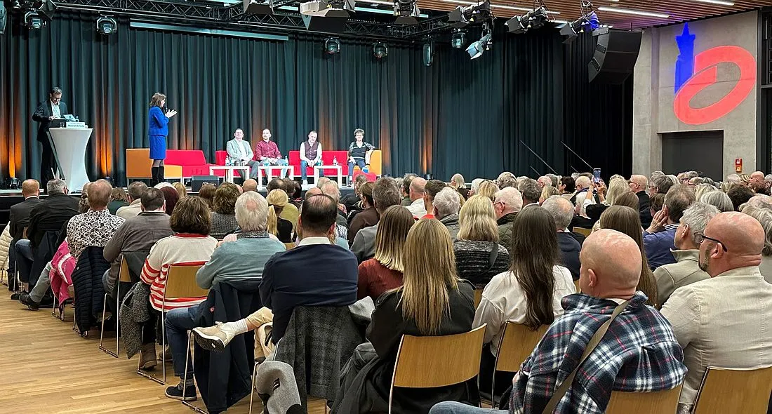 Großer Andrang bei Podiumsdiskussion zur Kommunalwahl