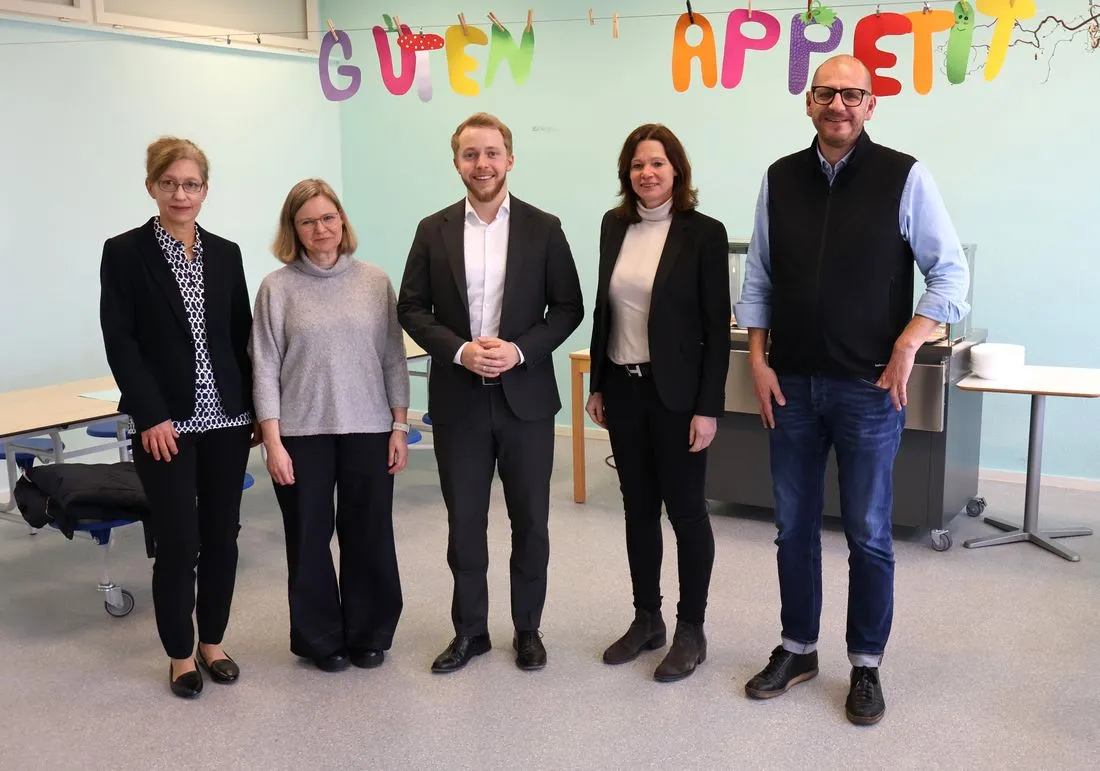Zwei Schulen, drei Grundstücke, ein Ziel
