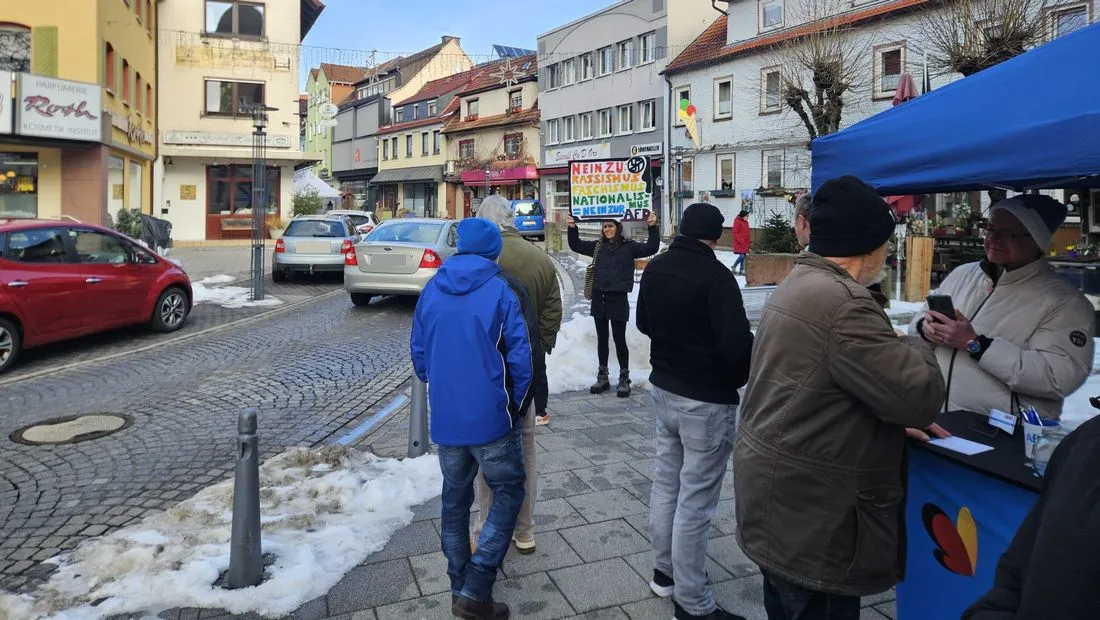 Schlüchtern: Nur noch eine Gegendemonstrantin bei AfD-Infostand