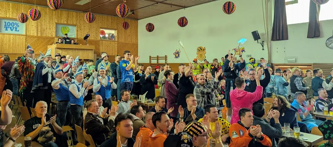 TV Langenselbold: Stimmungsvolle Herrensitzung mit tanzstarken Höhepunkten
