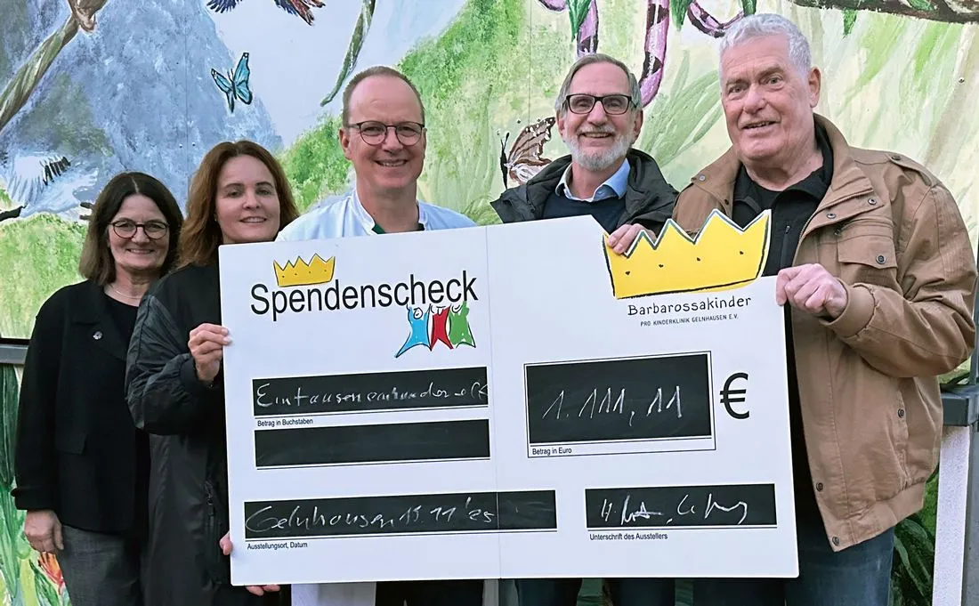 Dieter Jonas und Hagen Kolb: Spende für Gelnhäuser Kinderklinik anstatt Geschenke