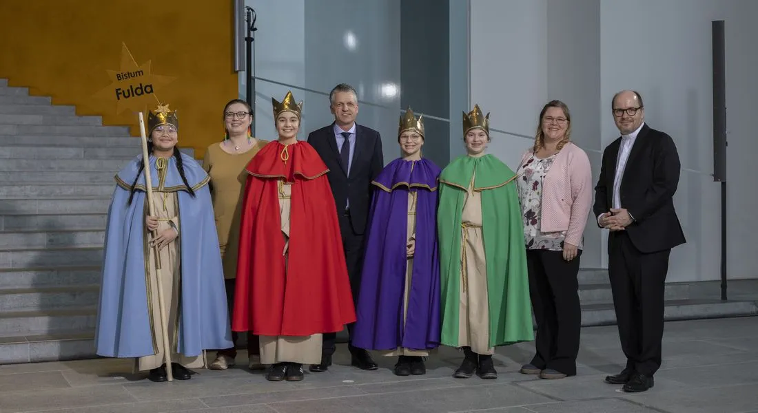 Wächtersbach: Sternsinger aus Aufenau im Bundeskanzleramt