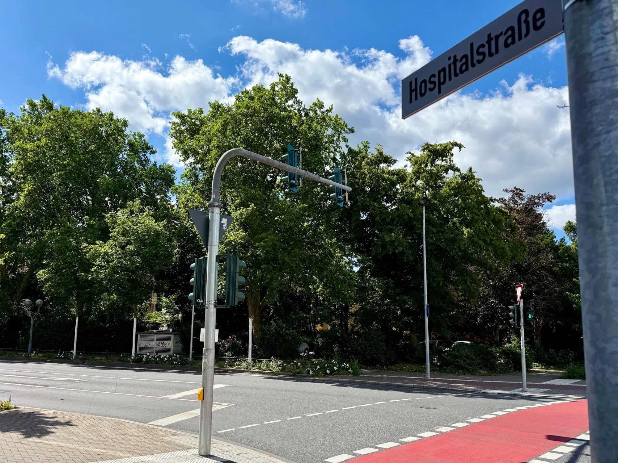 Hanau erhält zwei neue Schnellladeparks für Elektrofahrzeuge