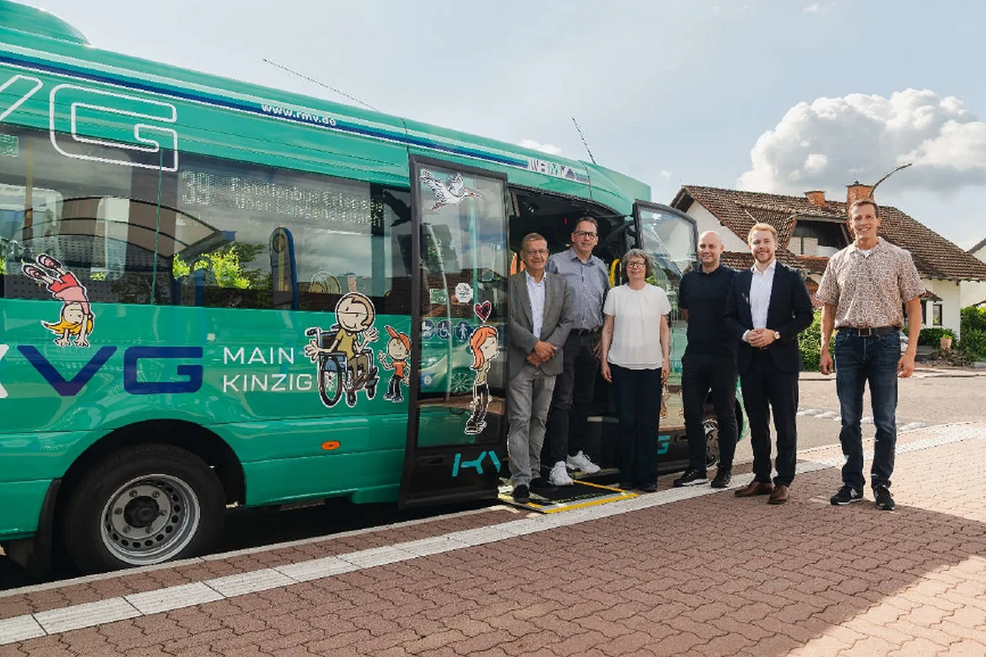 Erlensee: Familienbus fährt jetzt elektrisch