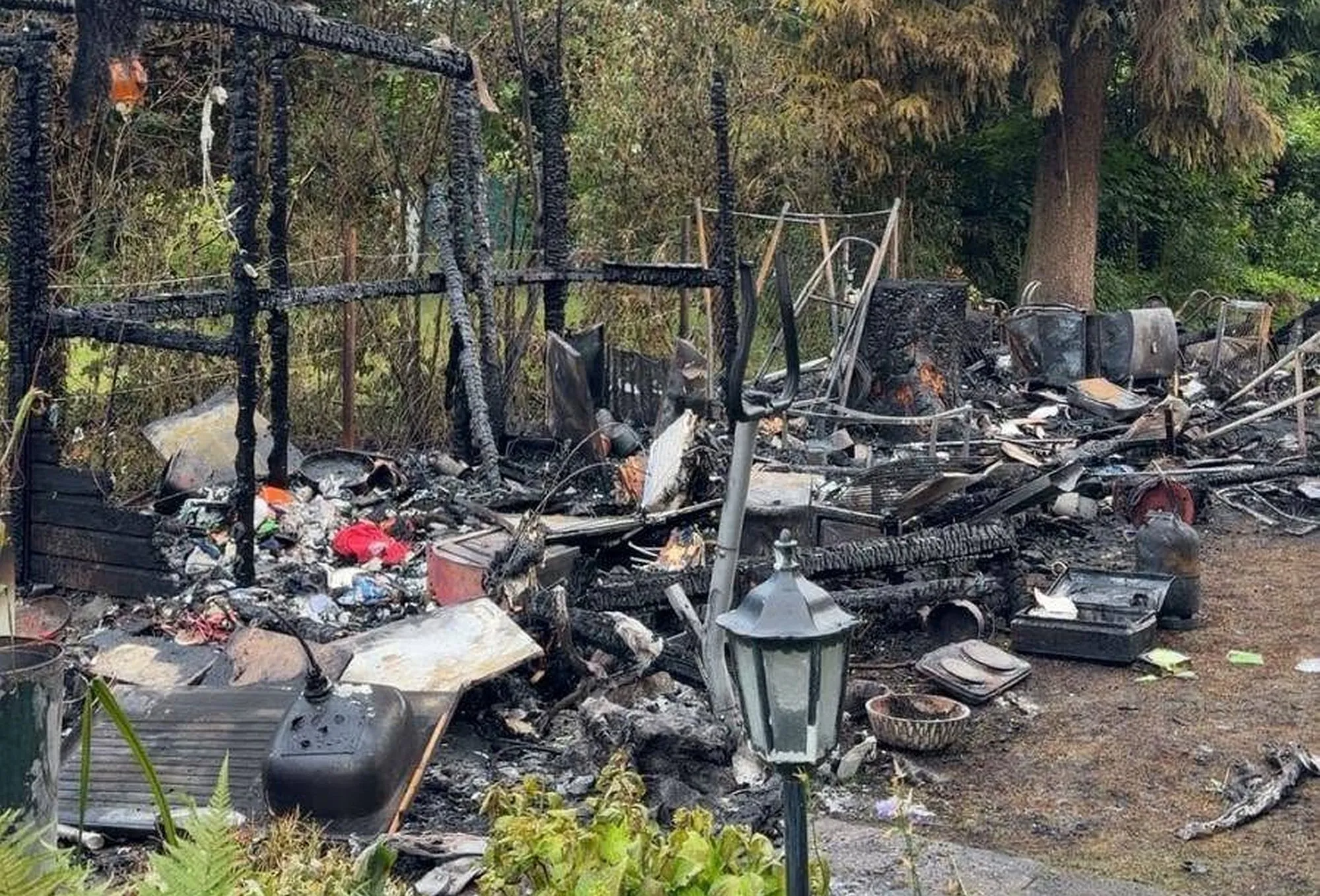 Hanau: Hütte brennt in Kleingartenanlage in Kesselstadt