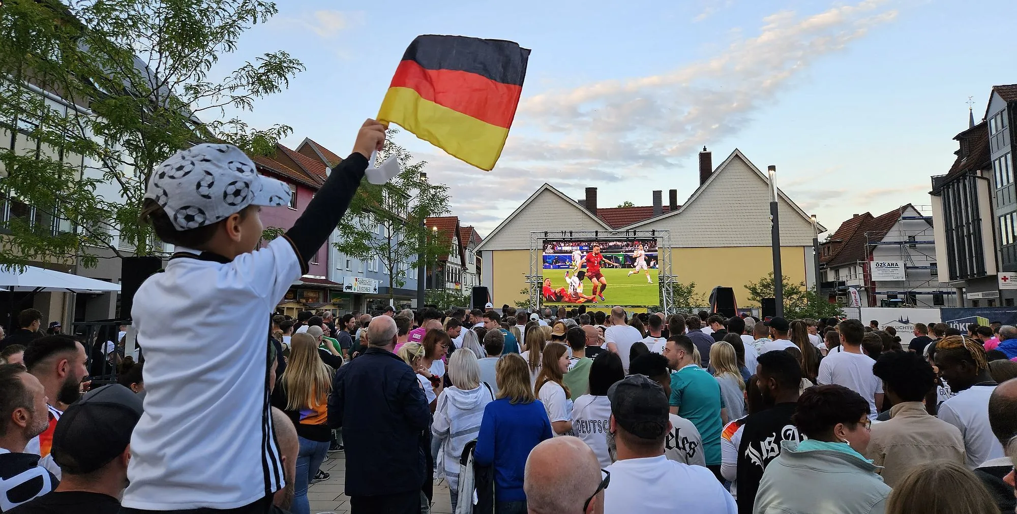 Schlüchtern: Public Viewing zur Fußball-WM auf dem Stadtplatz