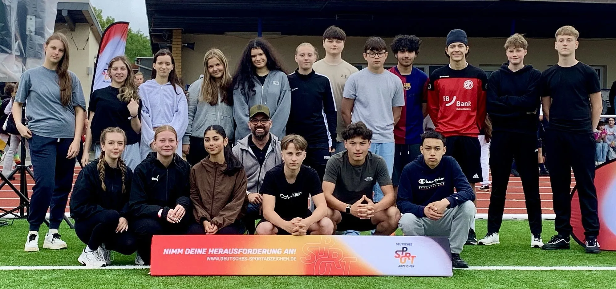 Friedrich-August-Genth-Schule beim Sportabzeichen-Tourstopp in Hanau