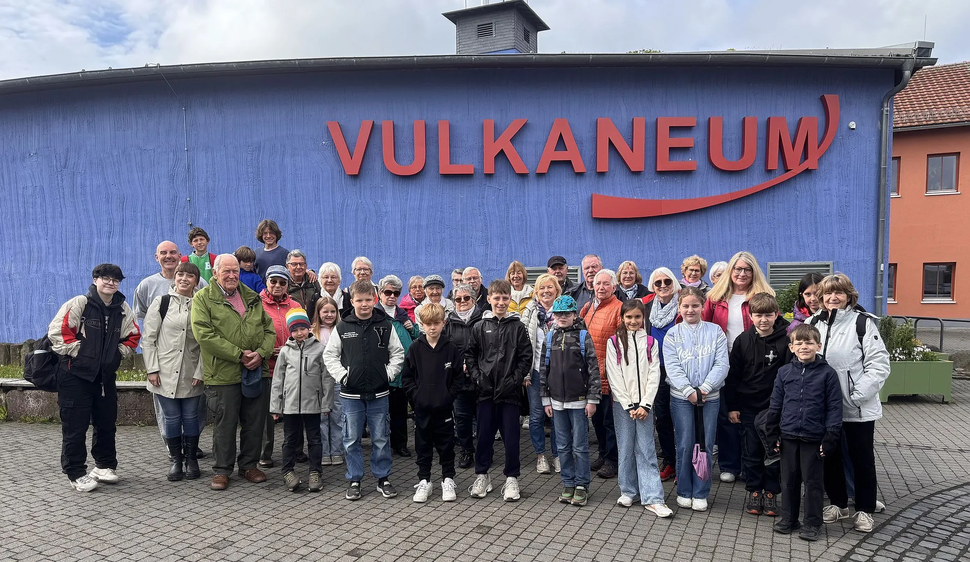 Gemeinsamer Ausflug für Großeltern und Enkel nach Schotten