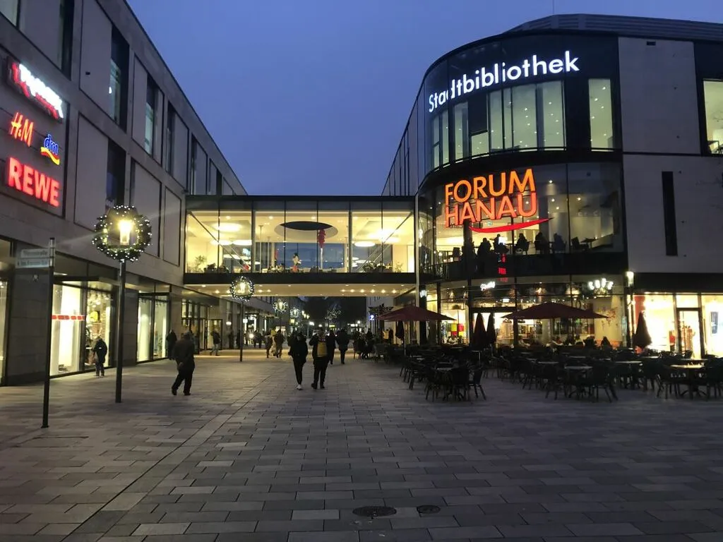 3.000 Euro Schaden: Taschendiebe schlagen im Forum Hanau zu