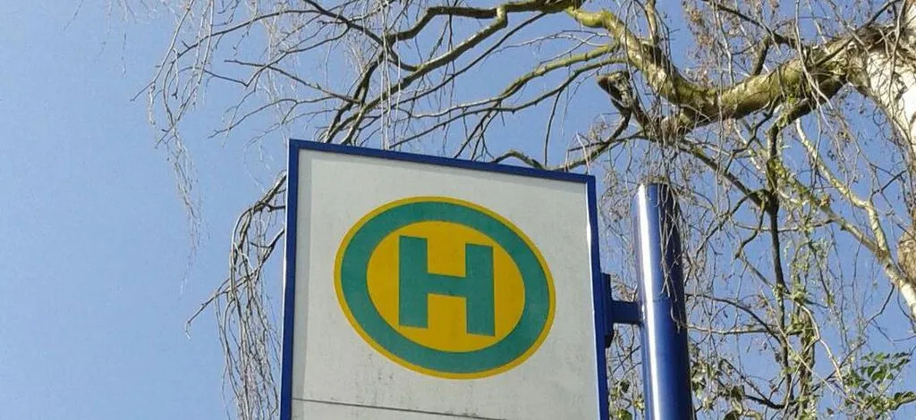 Bus-Umleitung in Kesselstadt der HSB-Linie 10
