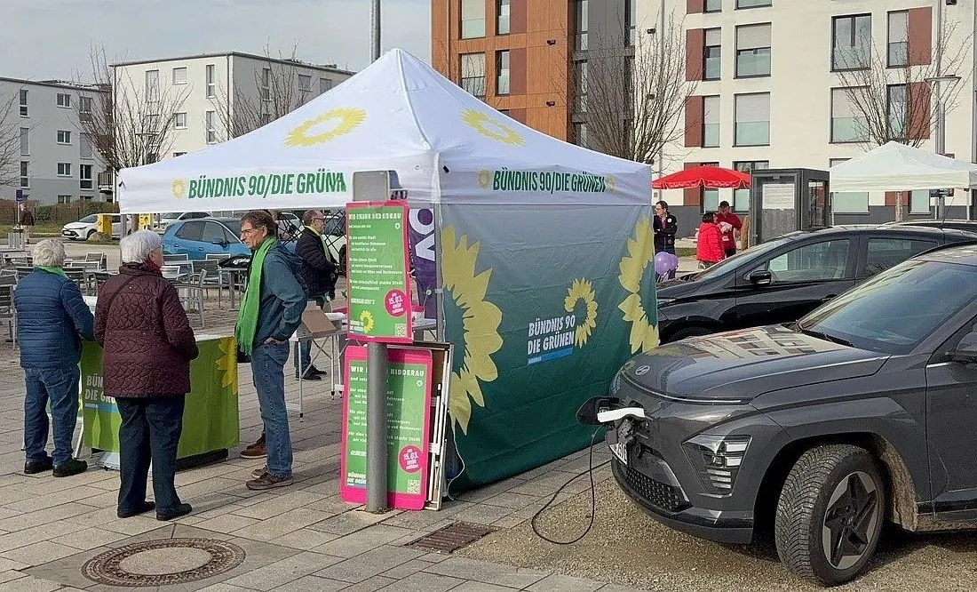Grüne widersprechen "Mythen" zu E-Auto