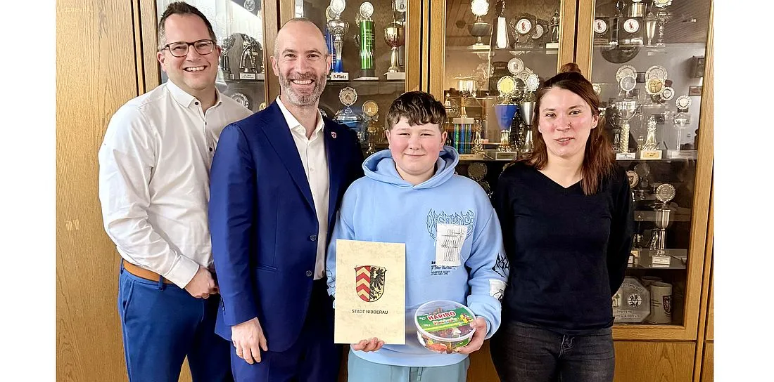 Nidderau: 14-jähriger Fabian meldet verdächtigen Mann vor Schule