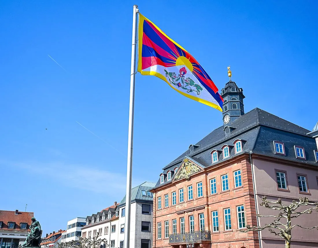 Hanau zeigt Flagge für Tibet