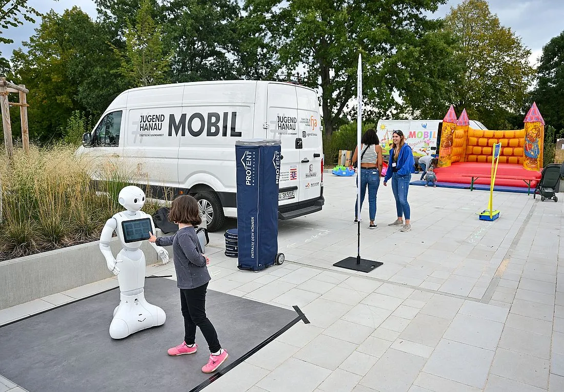 Jugendmobil bringt Angebote direkt in die Stadtteile