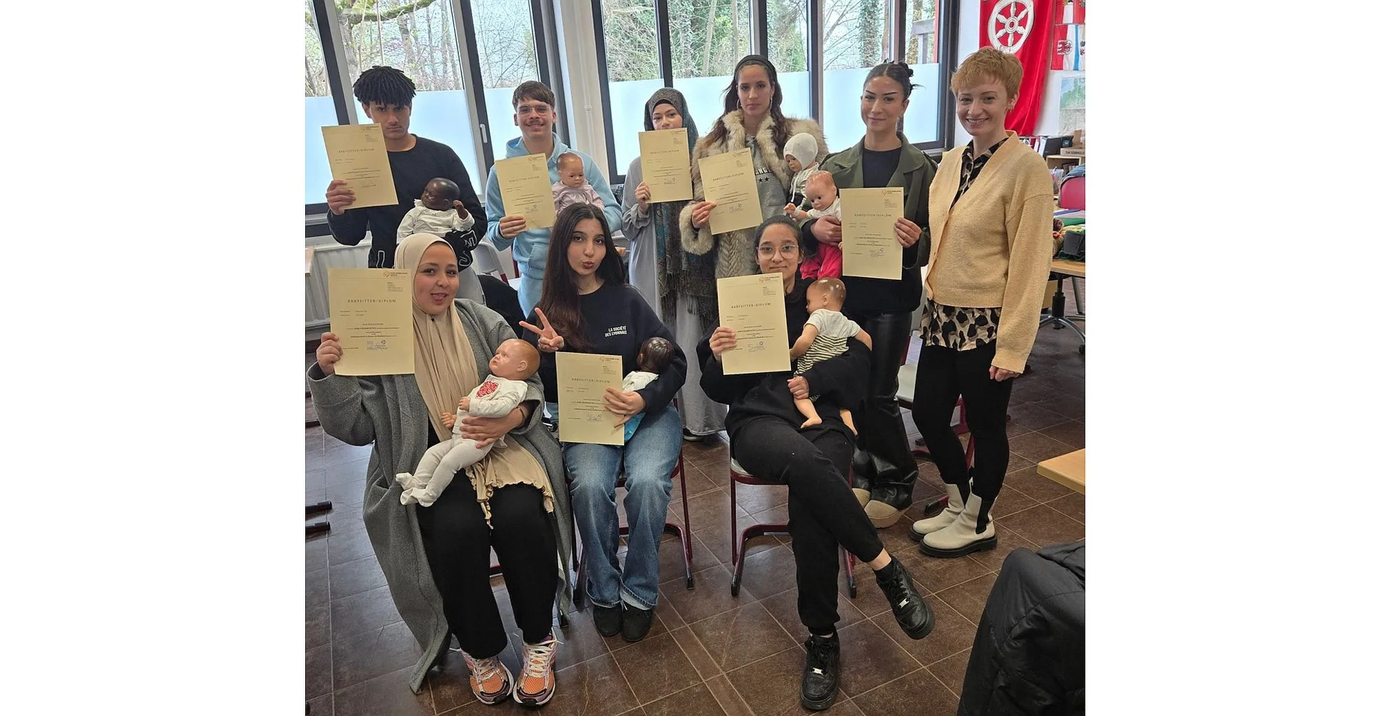 Lindenauschule bildet Babysitter von morgen aus