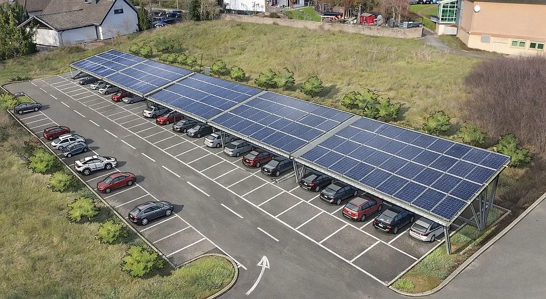 Langenselbold: CDU stellt Pläne für Solarpark an Klosterberghalle vor