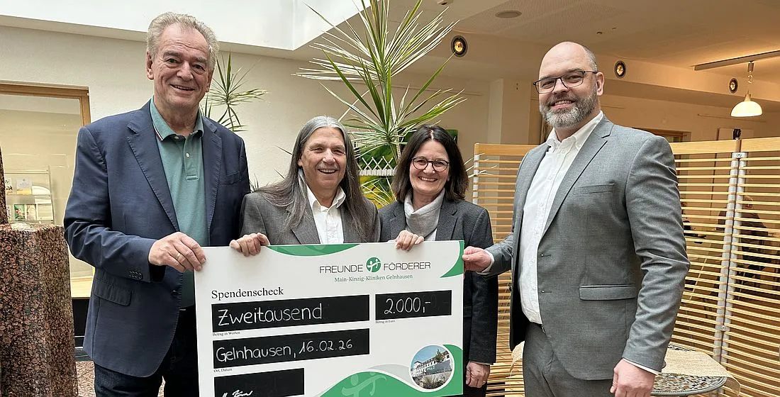 Manfred Zimmer spendet 2.000 Euro an Freunde und Förderer des Krankenhauses