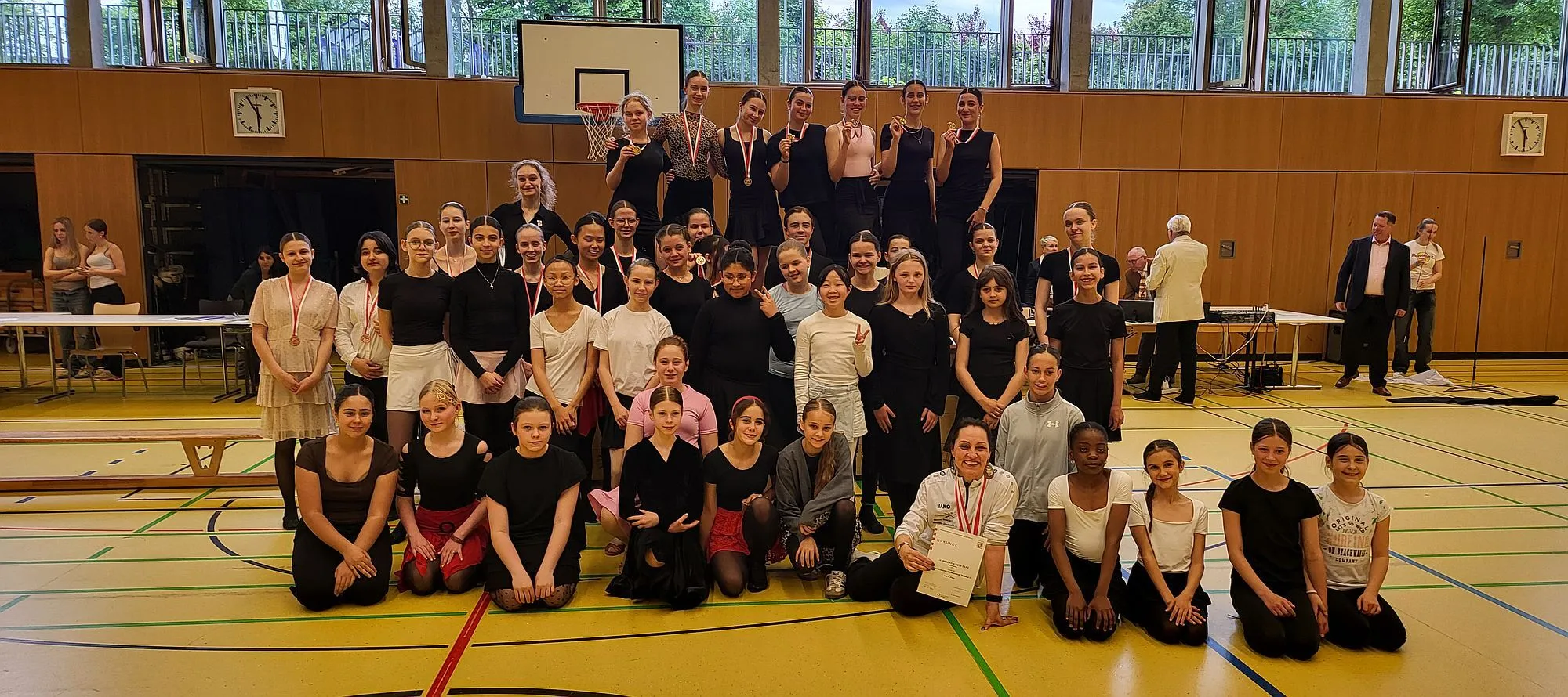 Landesentscheid Tanz: Goldener Erfolg für Albert-Einstein-Gymnasium