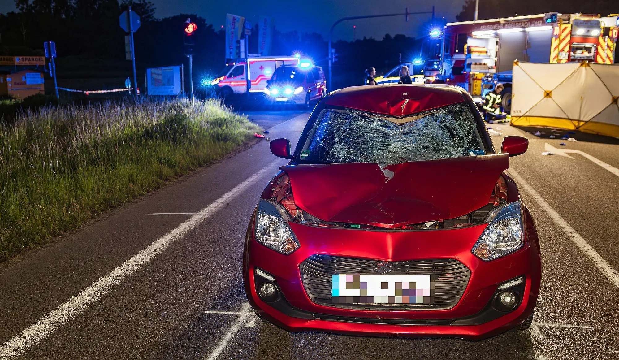 Hessen: Jogger mit Hund bei Kollision mit Auto schwer verletzt