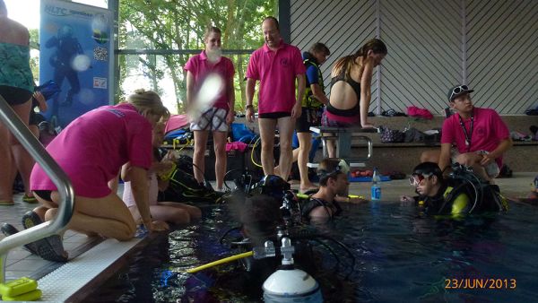 taucher htcnidderau1