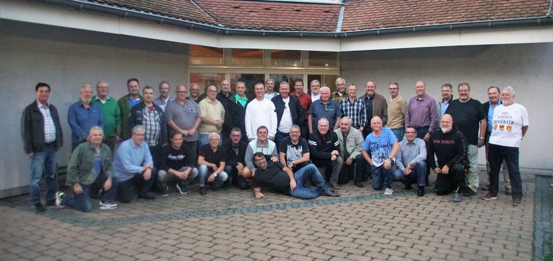 nidderkasernetreffen az
