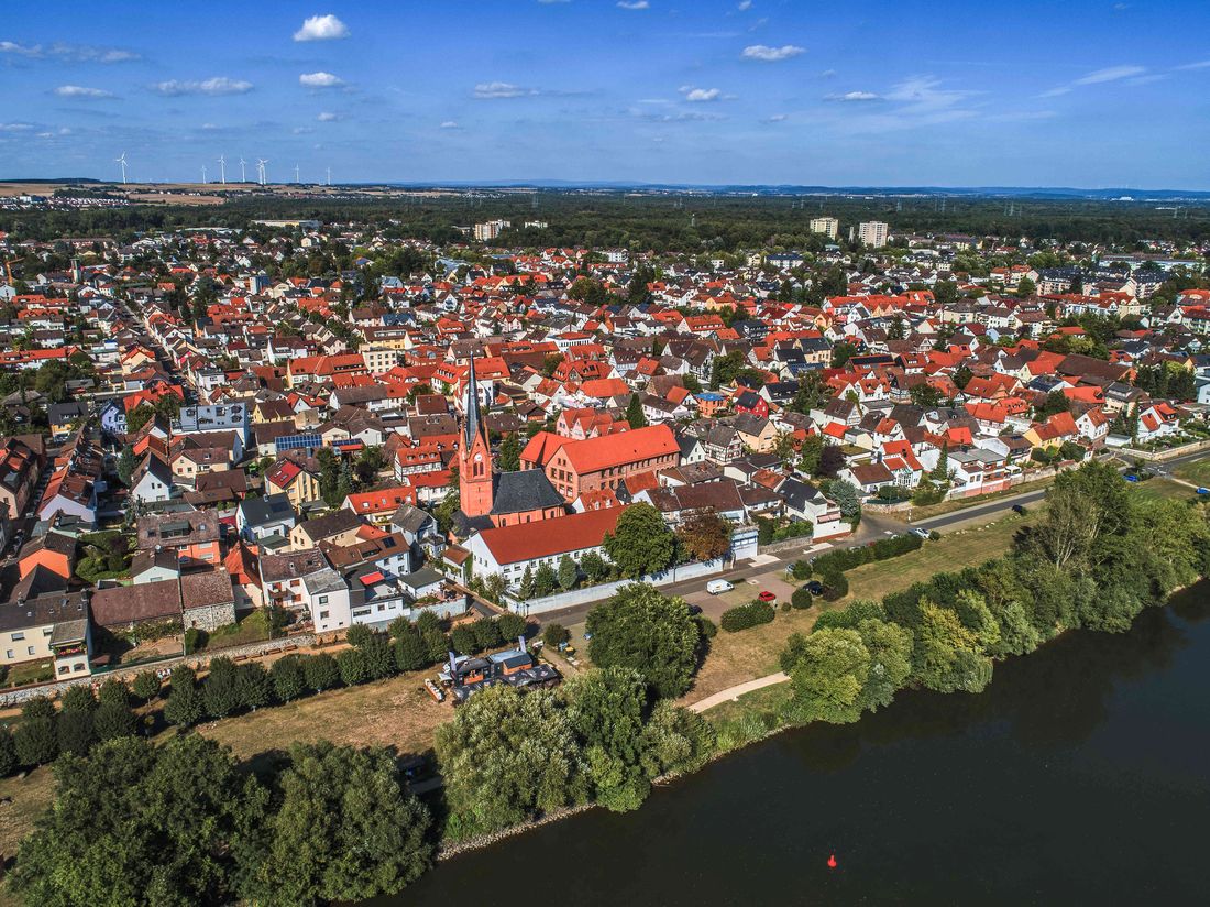 Die Stärkung der blauen und grünen Infrastruktur im Stadtteil Dörnigheim, um mehr Klimaschutz und mehr Klimaanpassung zu erreichen, ist das Ziel des Bund-Länder-Förderprogramms „Wachstum und Nachhaltige Erneuerung“. © Stadt Maintal