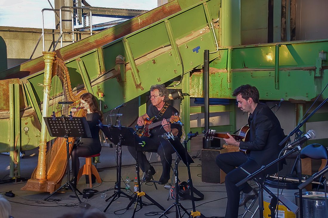 kunsmuelldpohaiu az4